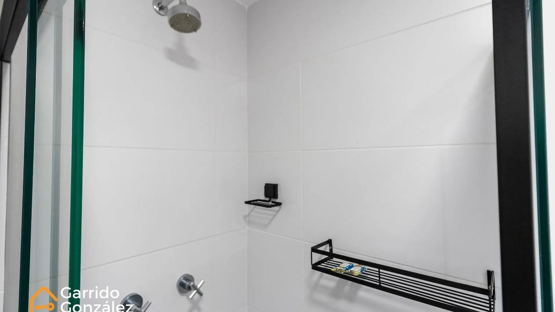 Novo E Fino Studio No Metro Belem - Com Ar Sao Paulo