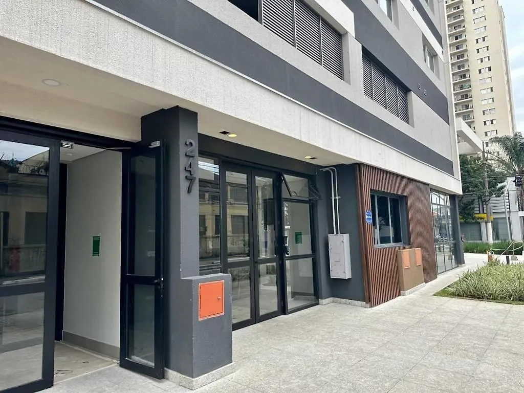 Novo E Fino Studio No Metro Belem - Com Ar Sao Paulo 0*,